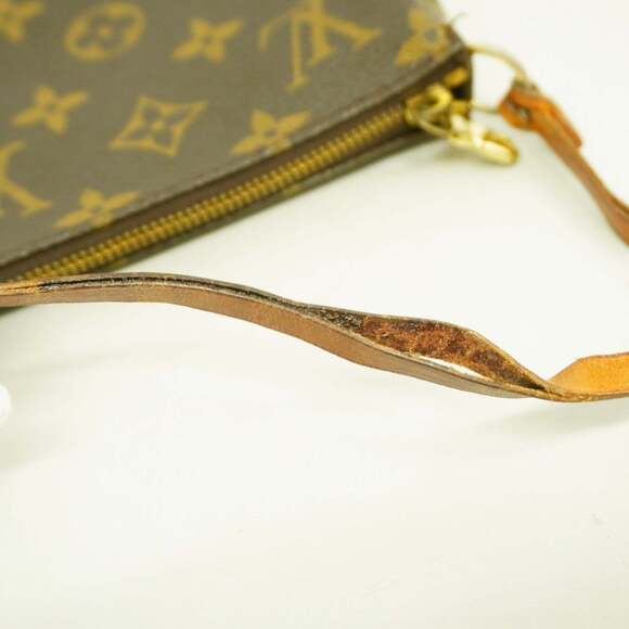 LOUIS VUITTON Authentic Brown Monogram Pochette Pouch - Picture 6 of 9